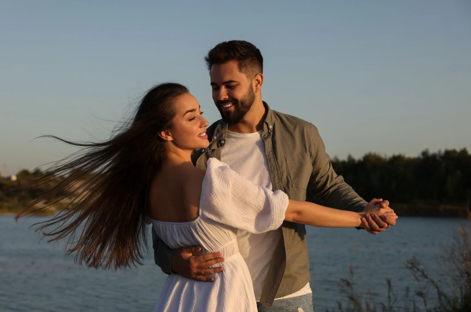 mann und frau tanzen