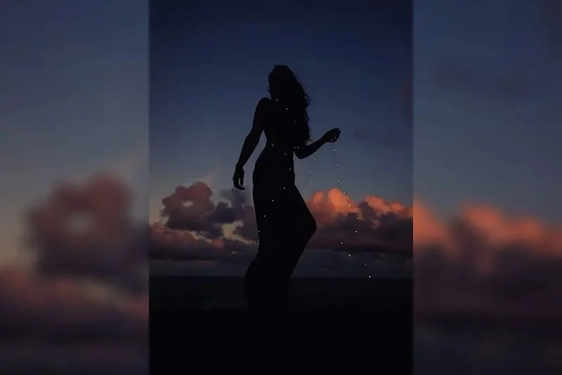 Frau in der Nacht