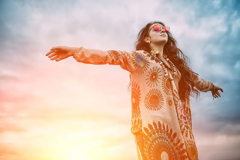 Hippie Girl: 22 beeindruckende Fakten über das Ausgehen mit einer Boho-Schönheit