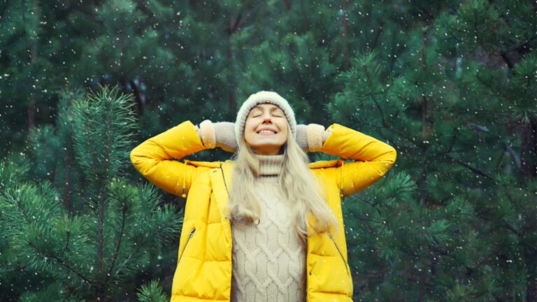 Frau im Wald