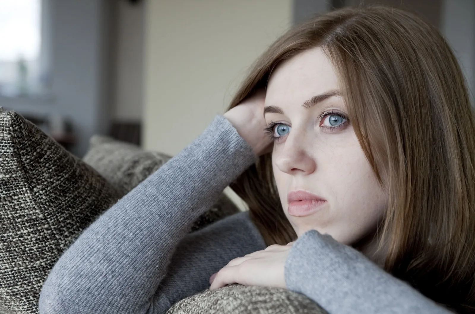 Frau mit blauen Augen