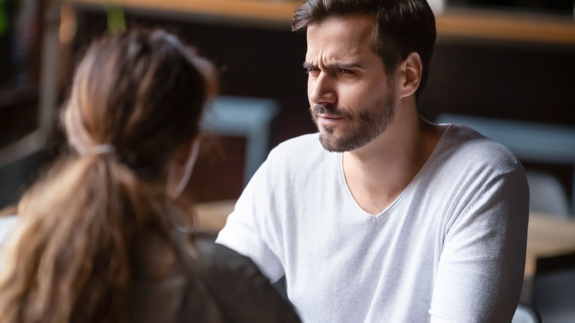 Vorsicht, Ego-Falle: Diese 7 Anzeichen verraten einen arroganten Mann
