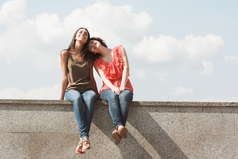 emotionales Porträt der besten Freunde