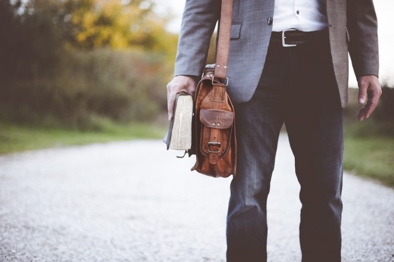 Männer Ziehen Sich Zurück Wenn Sie Gefühle Entwickeln ihrweg.com