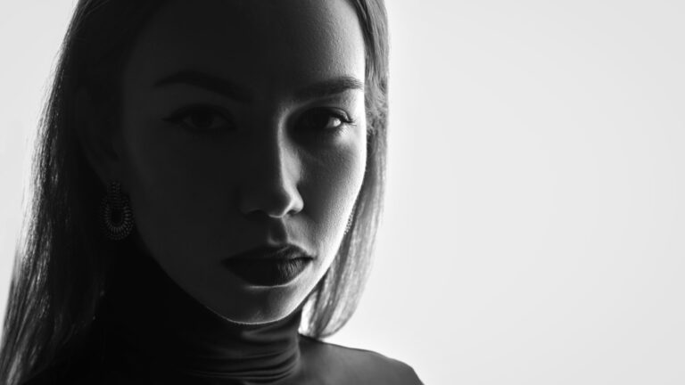 Frau die einen narzissten ueberlebt hat