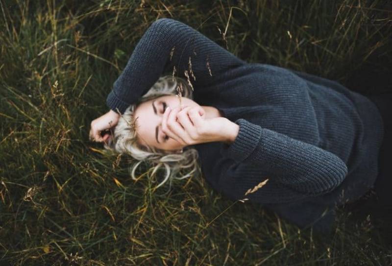 Für Ein Mädchen, Das Emotional Missbraucht Wurde, Bedeutet Liebe Nicht Mehr Dasselbe
