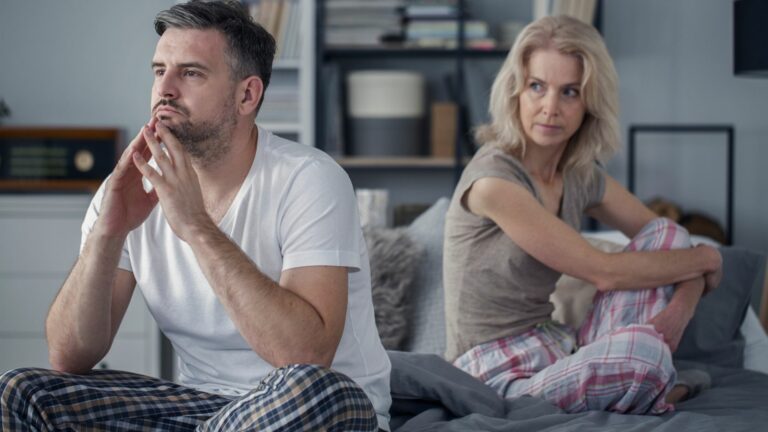 streitender Mann und Frau