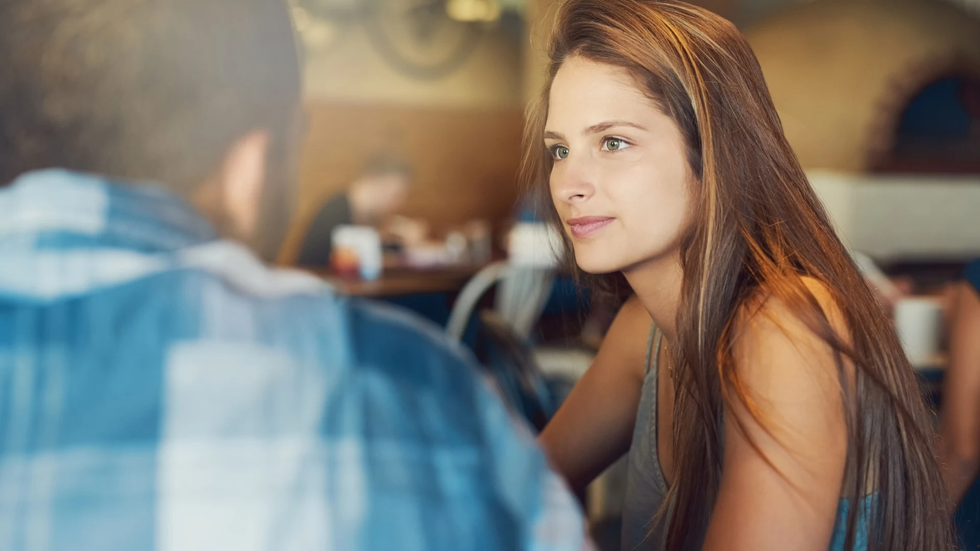 Mann und Frau beim Date