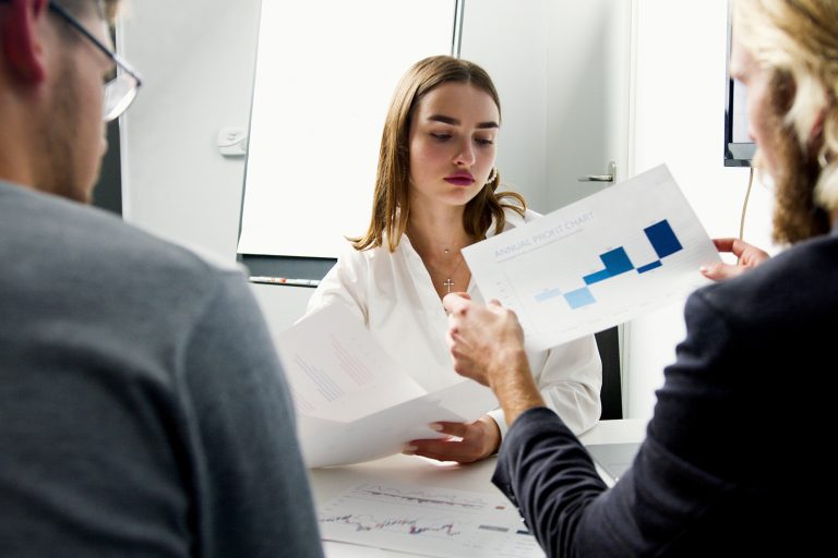 Andere Verletzen, Um Sich Besser Zu Fühlen Selbstunzufriedenheit, Oder?