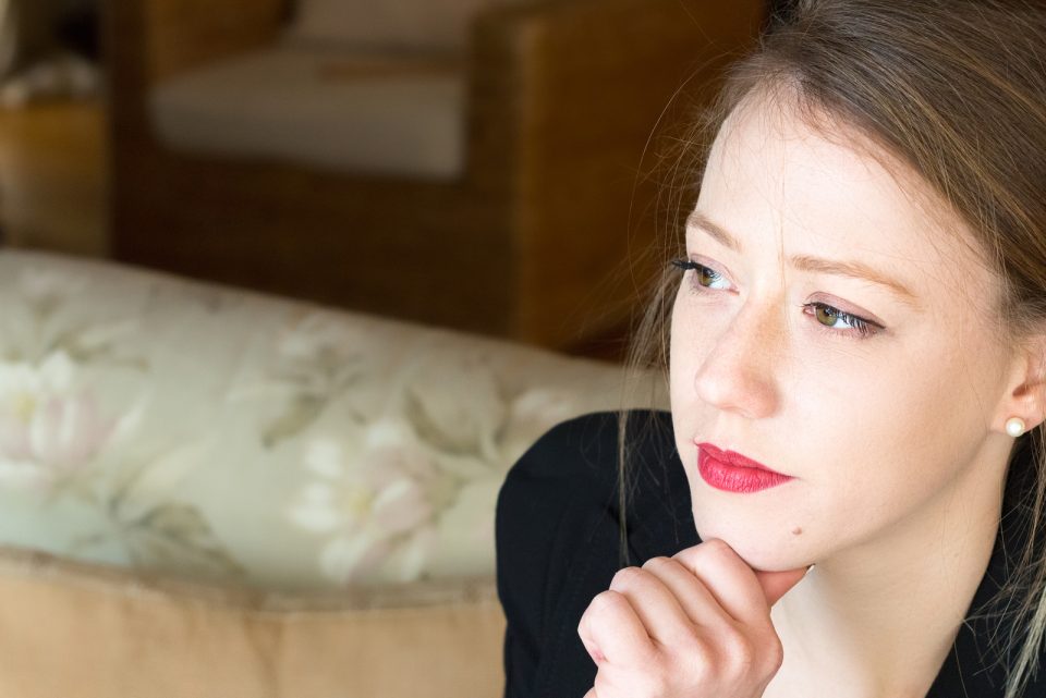Frauen Die Vergebene Männer Anbaggern Vergebene Frau erobern - was sagt dein Gewissen?