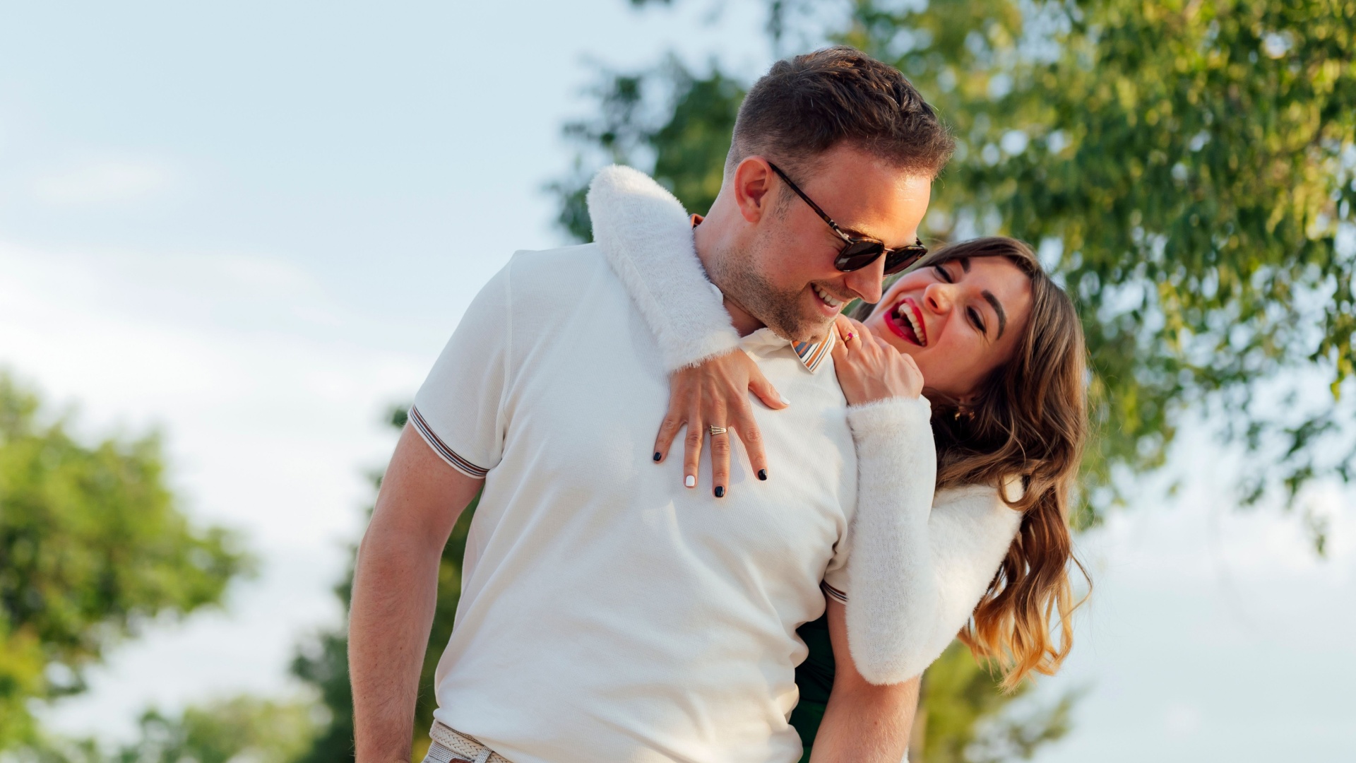 Ohne dich ist alles halb so schön – Die berührendsten Sprüche über Sehnsucht und Liebe