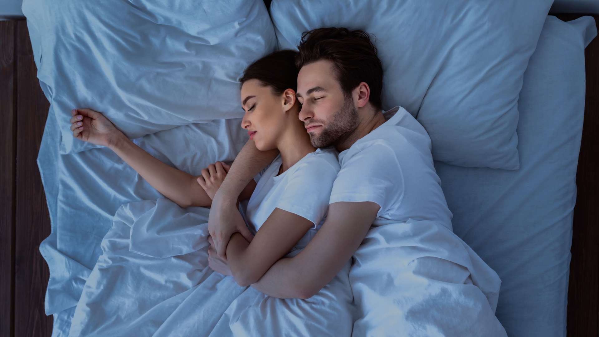 Zu schön, um nicht geteilt zu werden: Gute-Nacht-Sprüche für deinen Schatz