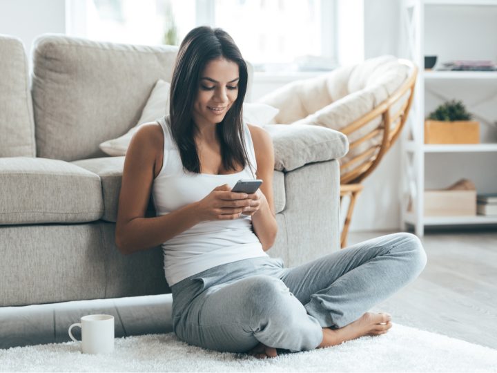 Die besten Tinder Sprüche, die dir ein Swipe nach rechts versichern