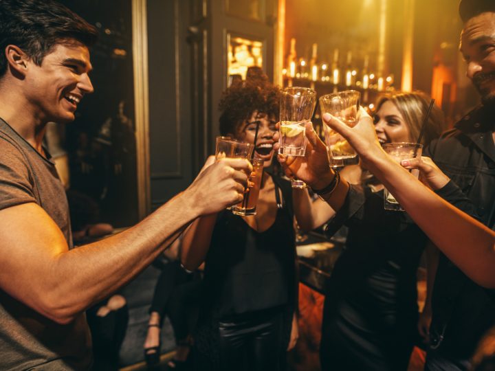 Freitag Sprüche – 100+ Sprüche um richtig ins Wochenende reinzufeiern!