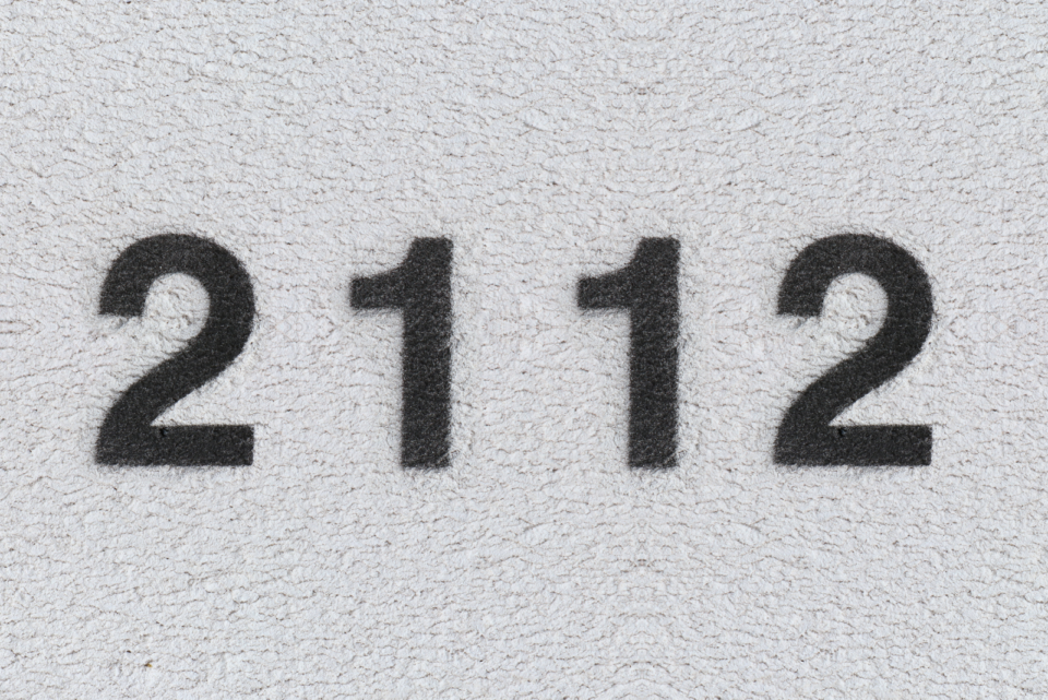 2112 Bedeutung: Ein himmlischer Gruß mit Herz