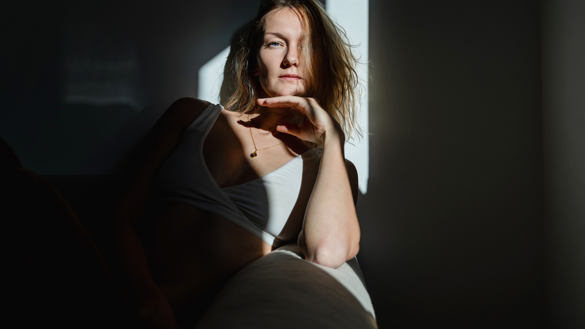 frau nach emotionalem missbrauch