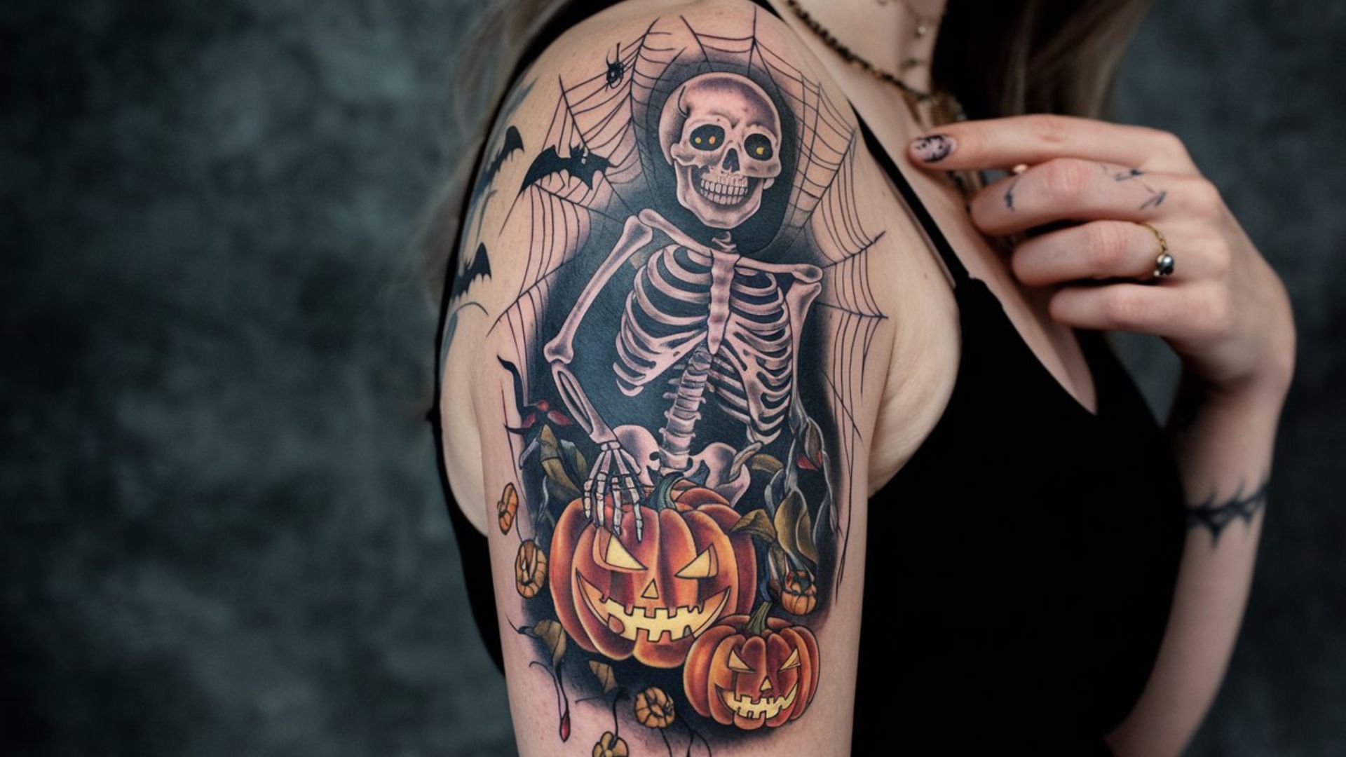 25 gruselige Halloween-Tattoo-Ideen für deine nächste Tätowierung