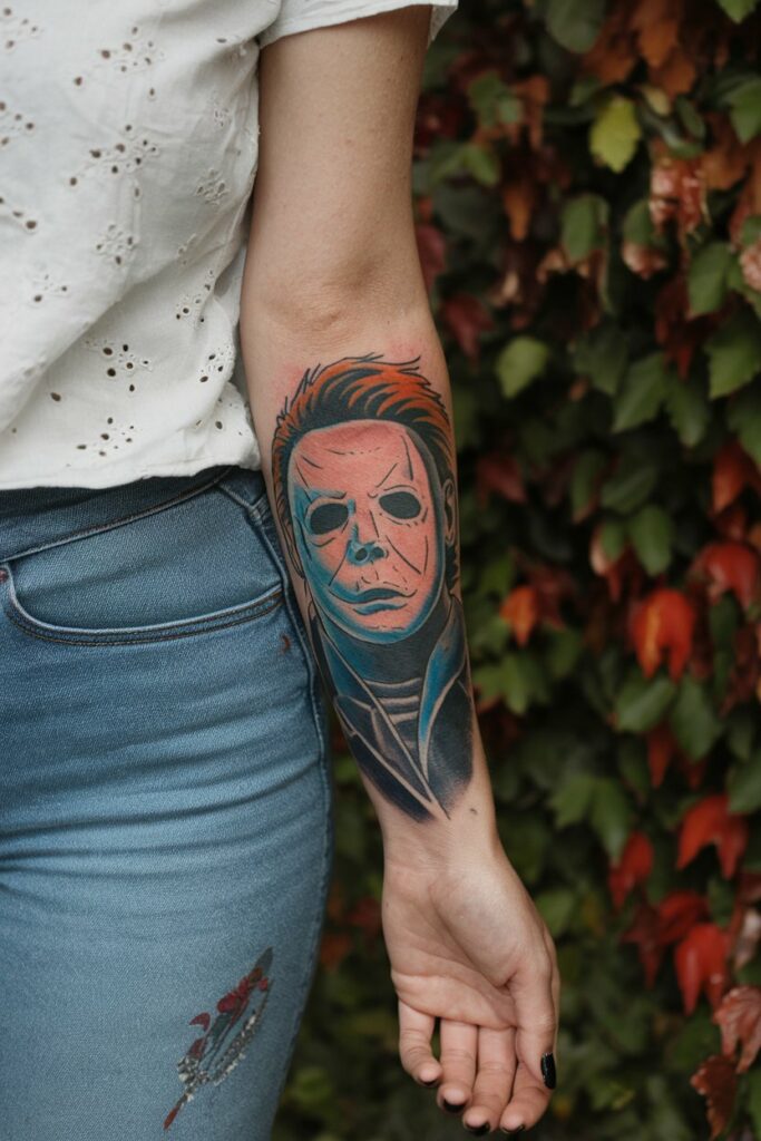 Michael Myers Unterarm-Tattoo