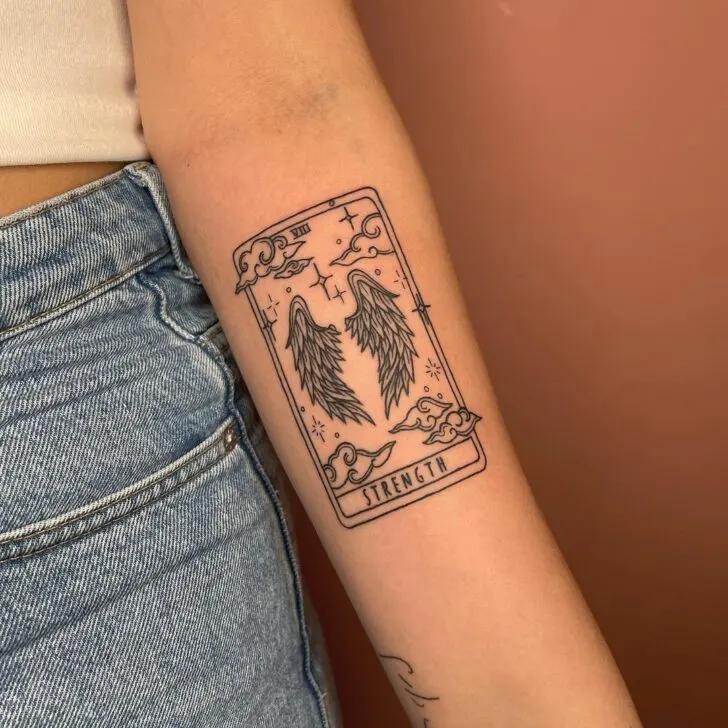 Tarotkarte Staerke tattoo