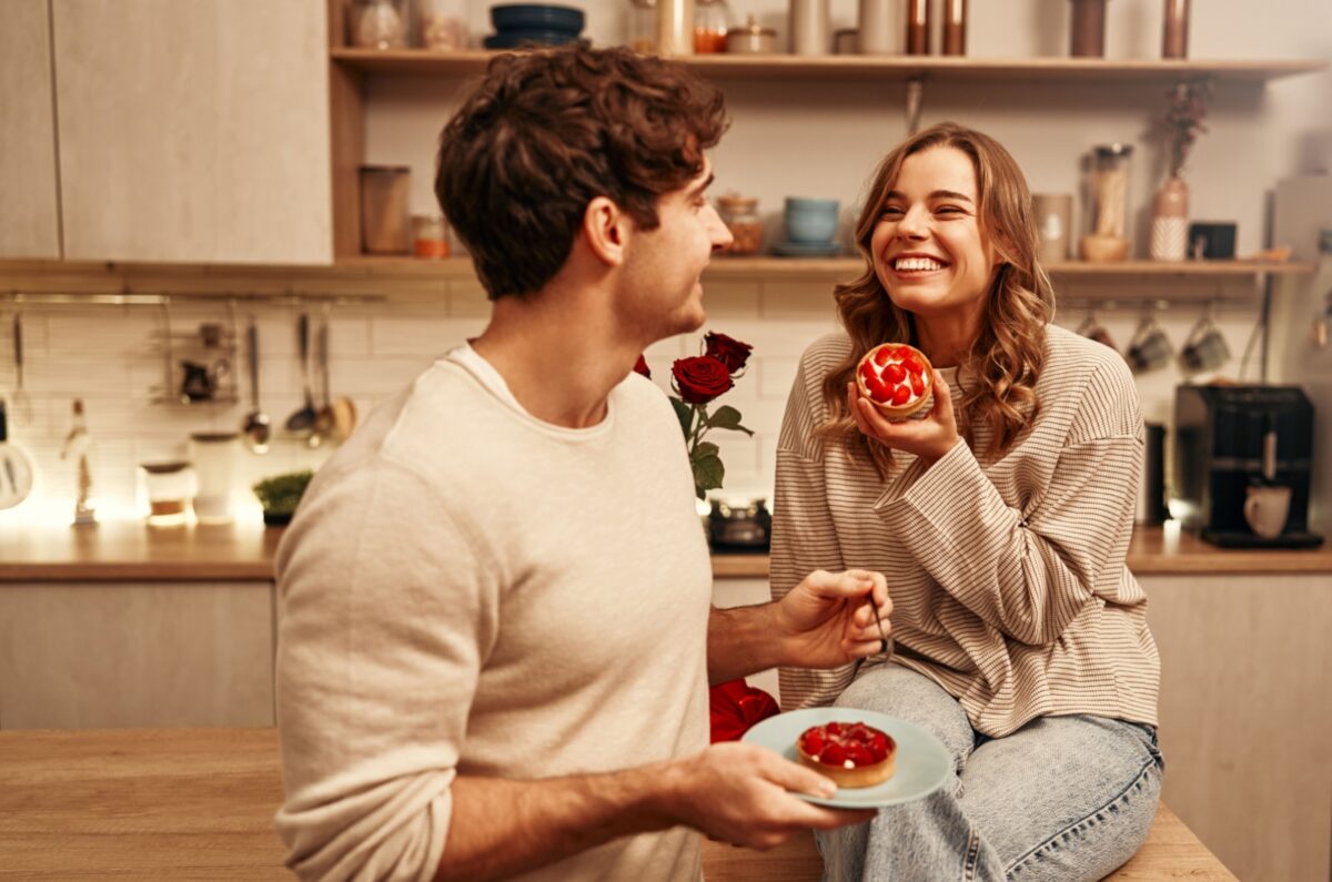 10 Anzeichen Dass Er Mich Küssen Will Wie du weißt, dass er der Richtige ist: 10 Anzeichen, dass er die Liebe