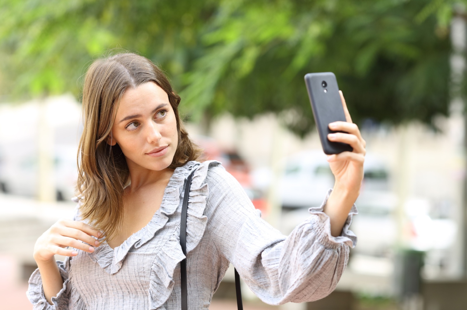 Frau macht Selfie