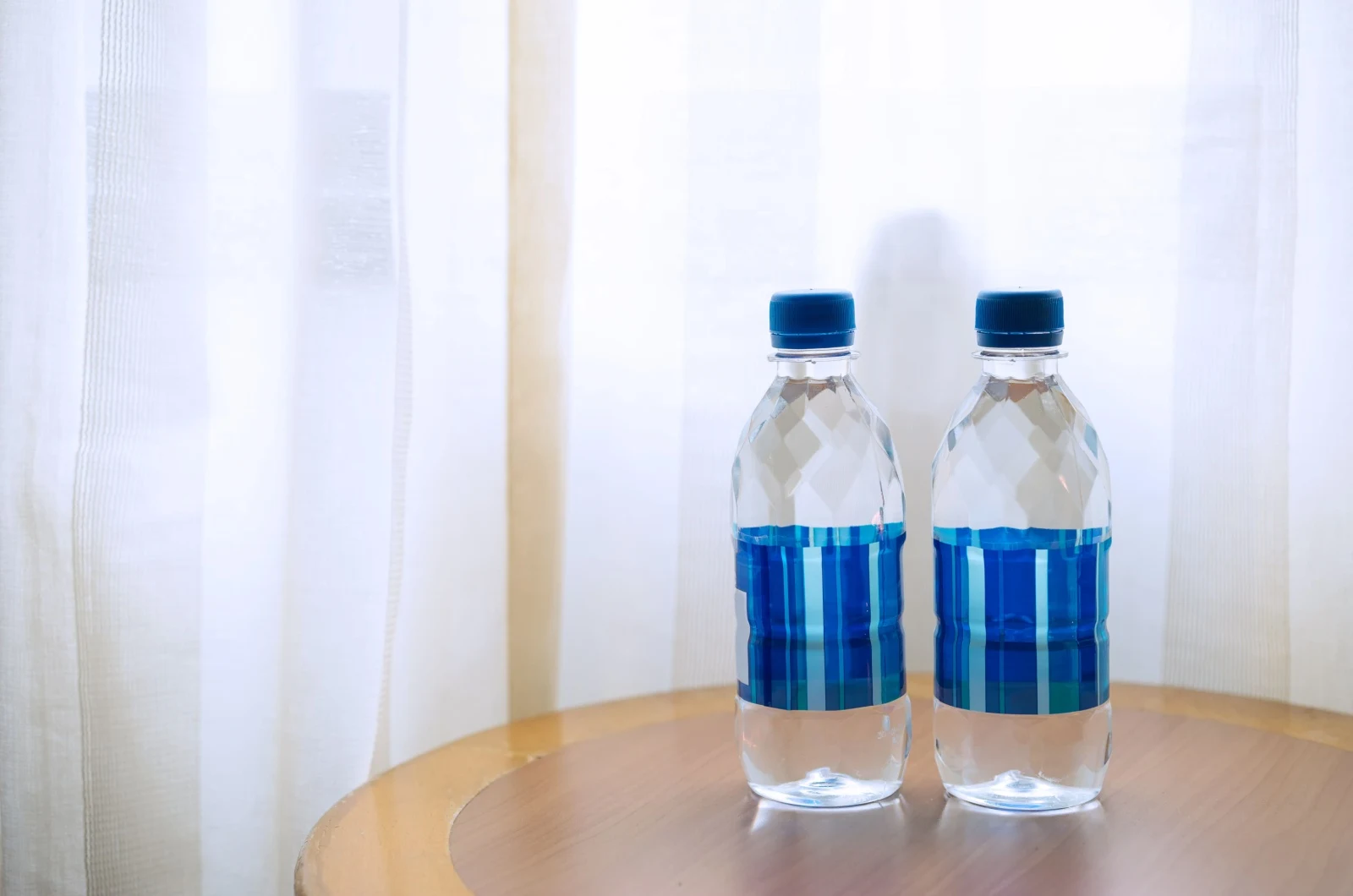 Wasserflaschen im Haus