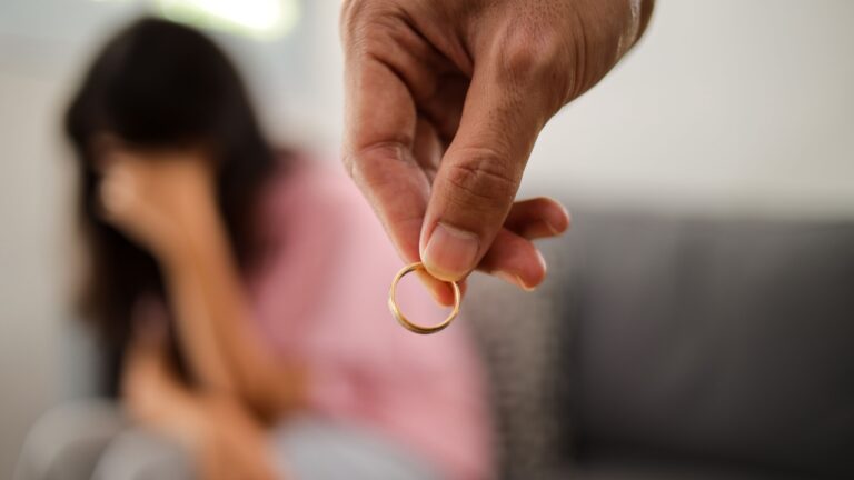 Ehekrise vorprogrammiert Diese Faktoren fuehren zur Affaere