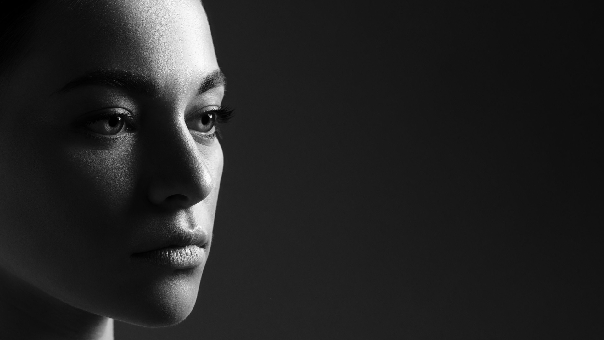 frau die an narzisstischen opfer syndrom leidet