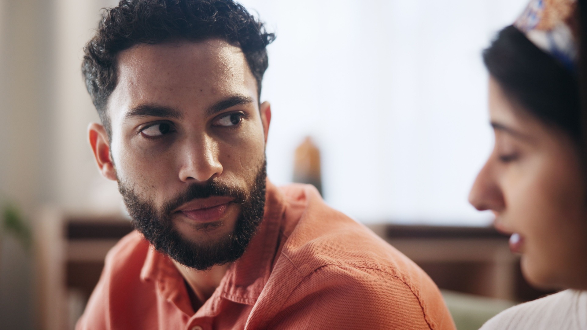 Warum gerade du empathische Eigenschaften die Narzissten magisch anziehen