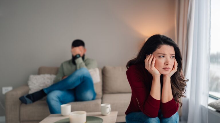 paar in einer ungluecklichen ehe