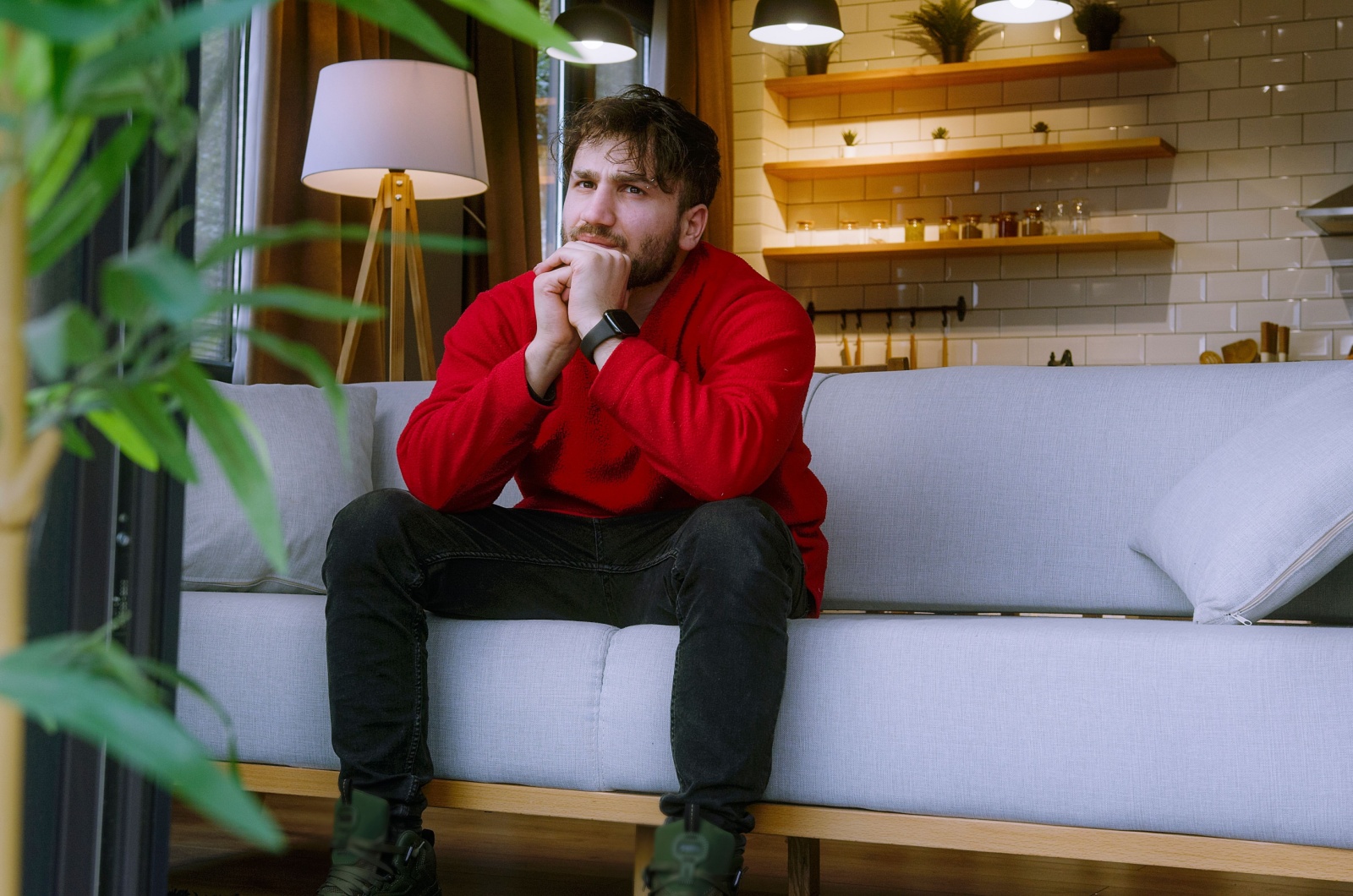 mann kaempft mit aengsten