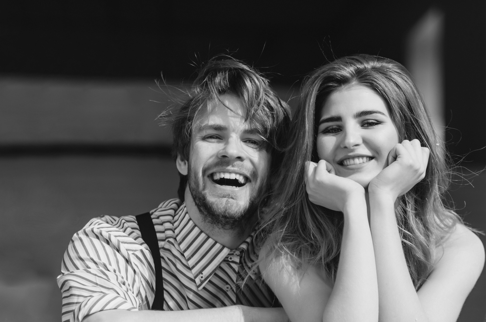 mann und frau gluecklich