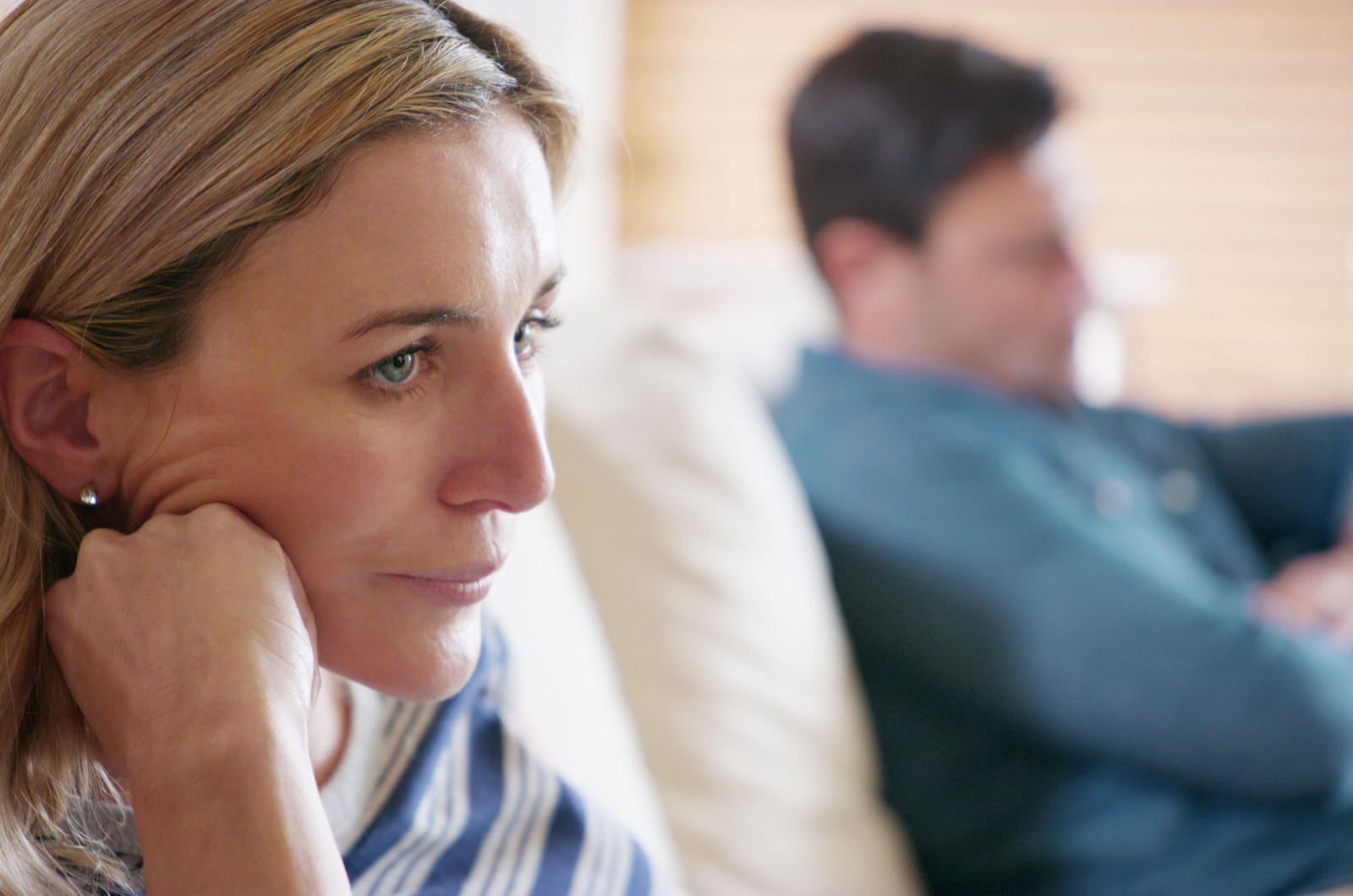 mann und frau im streit