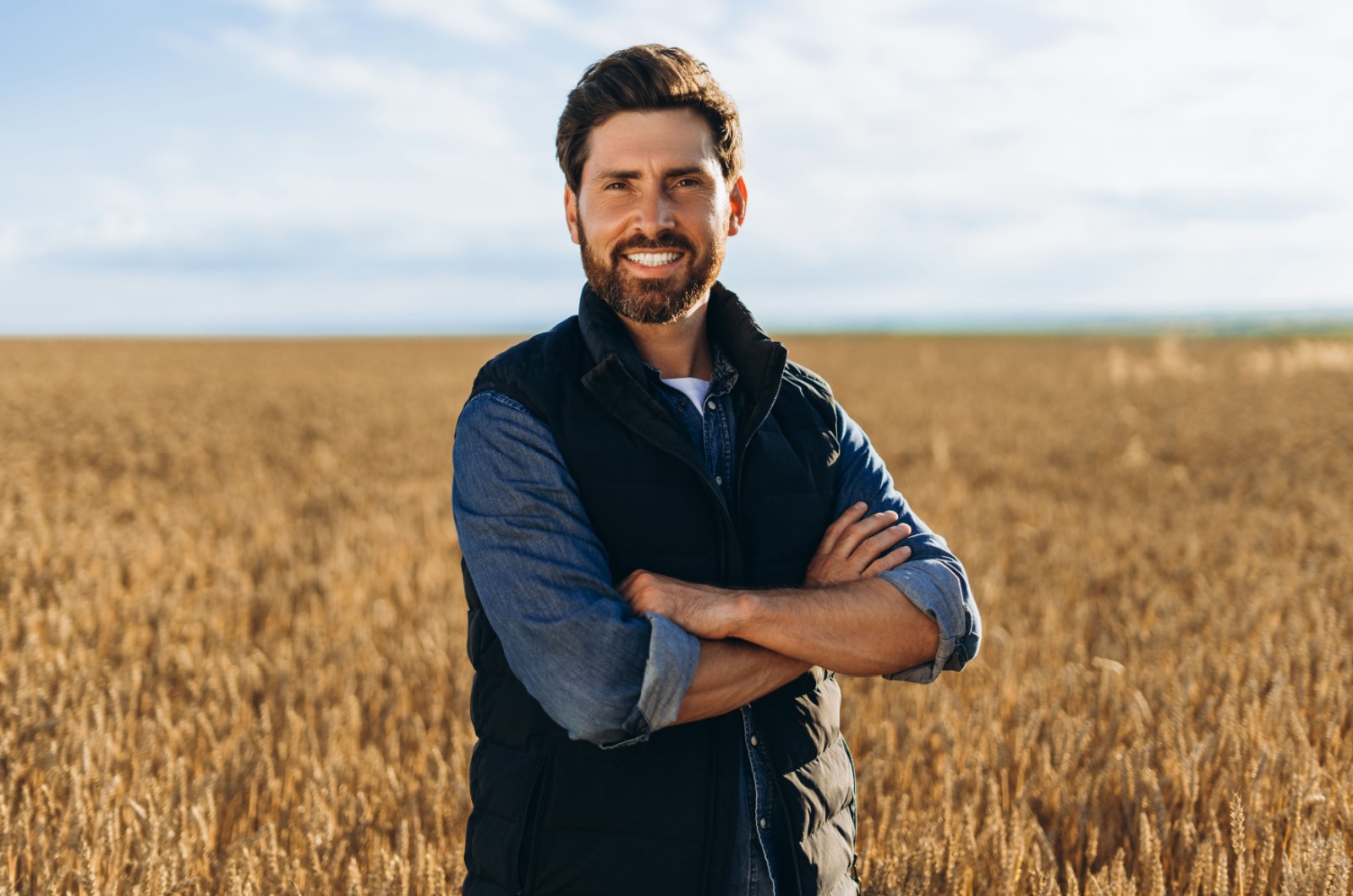 junger attraktiver mann