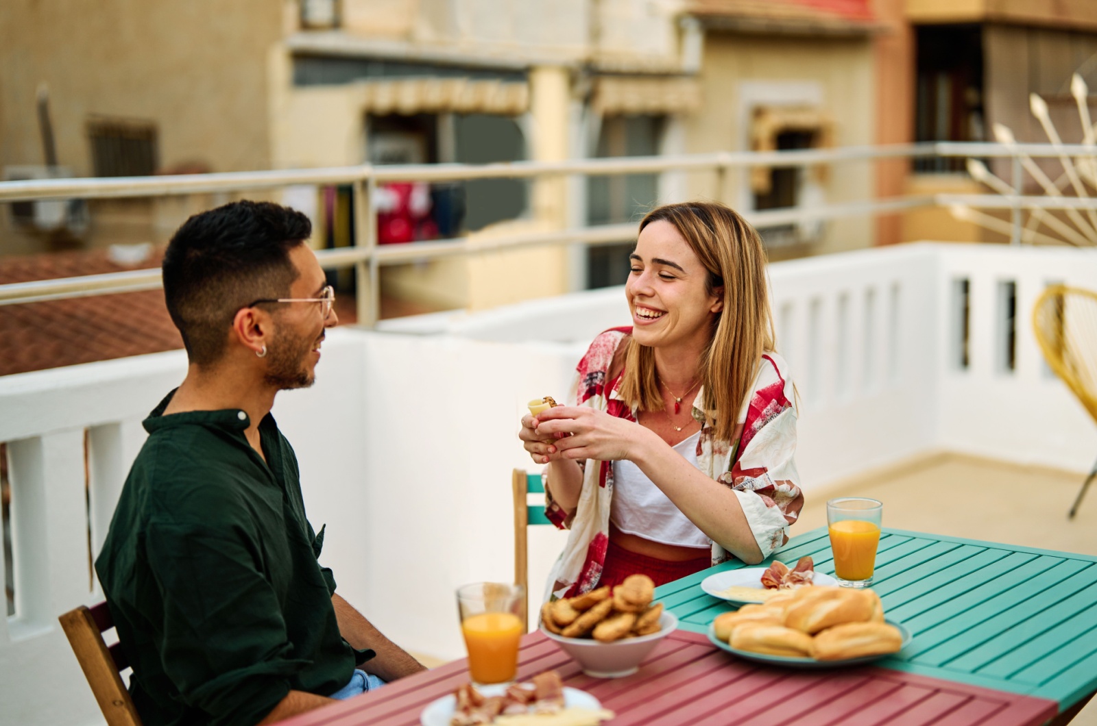 mann und frau beim ersten date