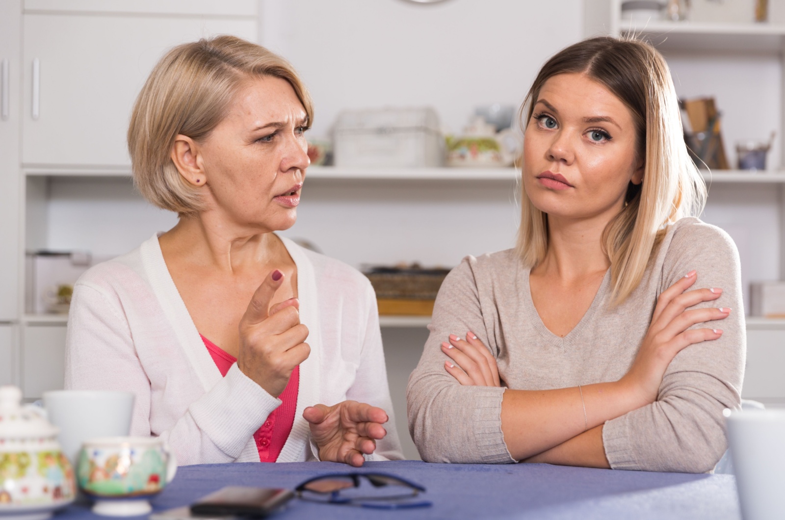 mutter und erwachsene tochter