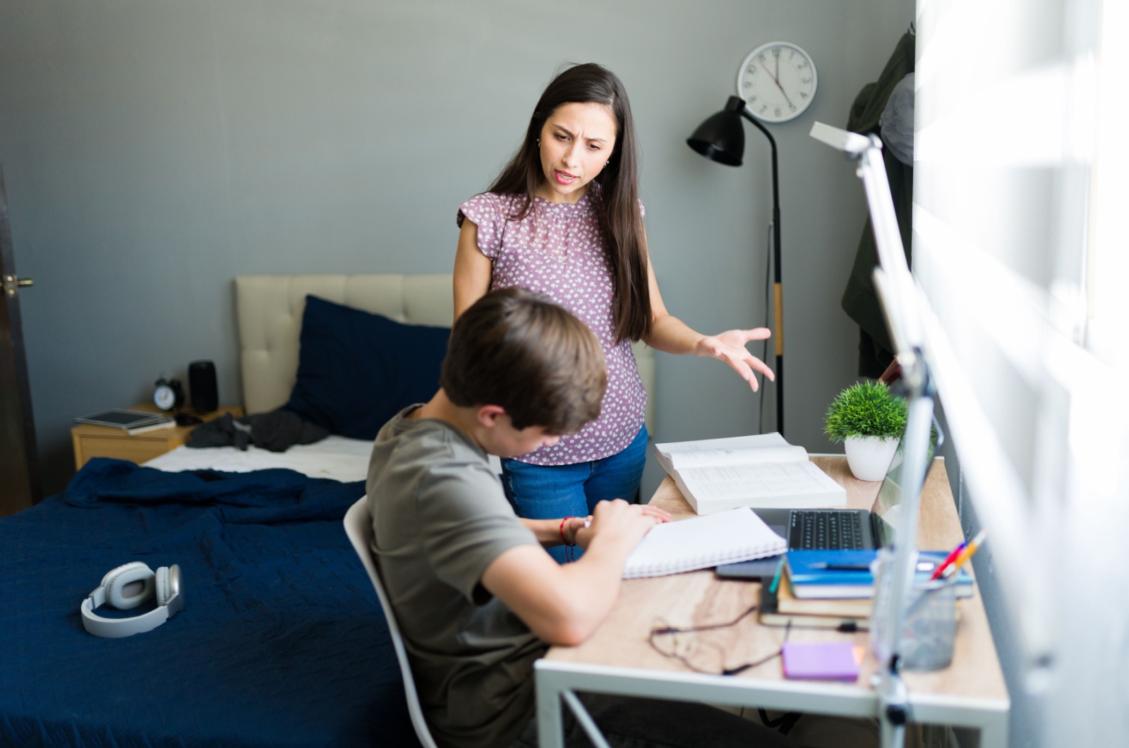 mutter und teenager stress