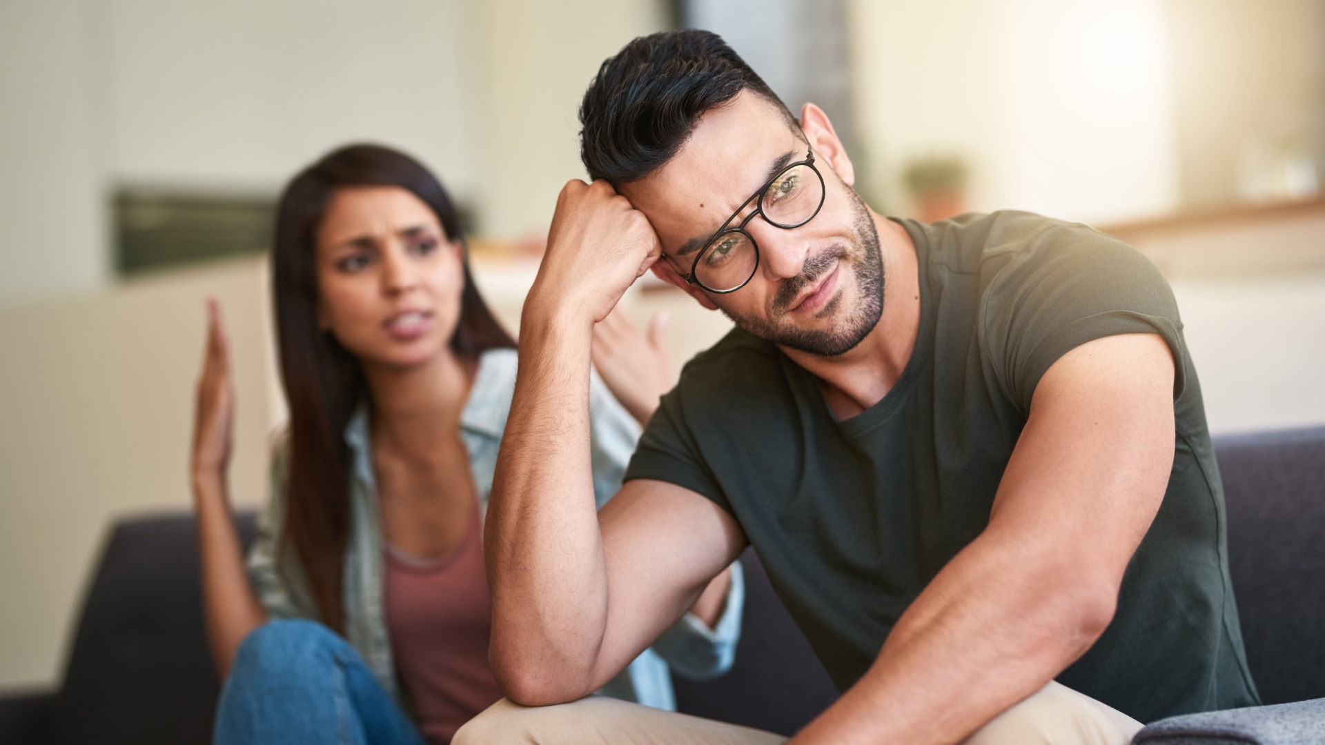 Gruende warum emotionale Untreue oft mehr wehtut als koerperliche