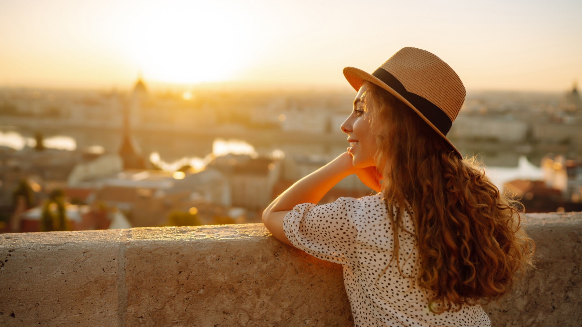 frau sonnenuntergang