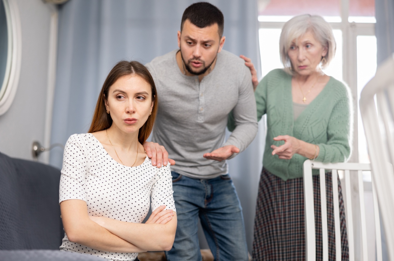 mutter mischt sich in diskussion ein