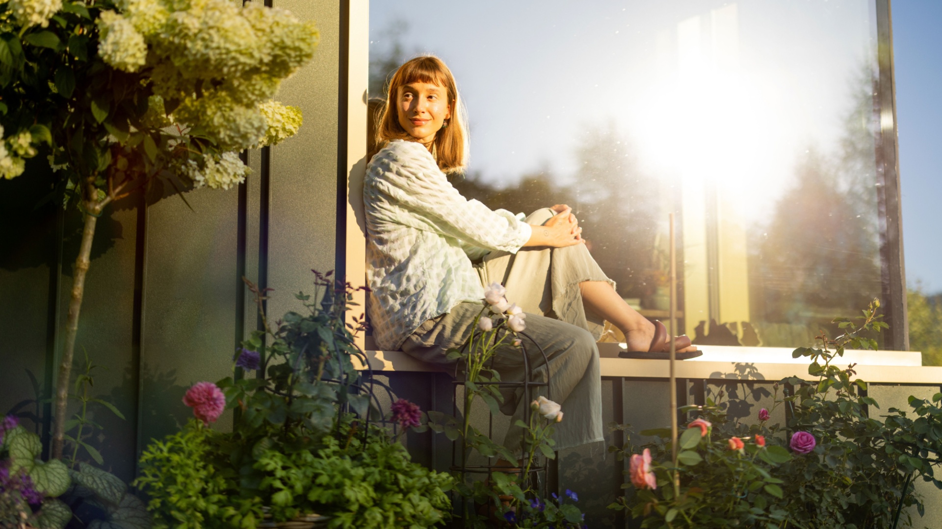frau fenster