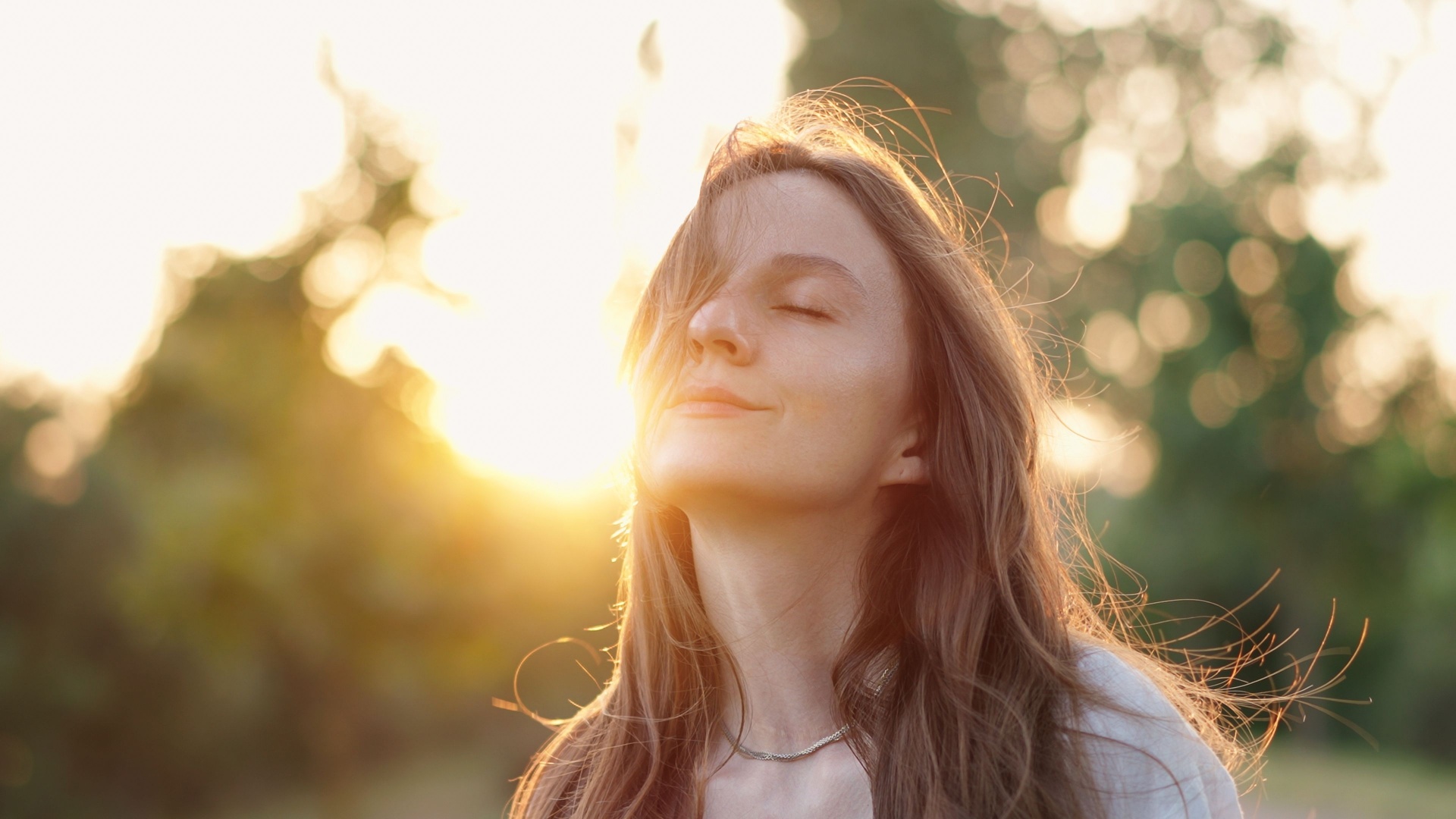frau in der sonne