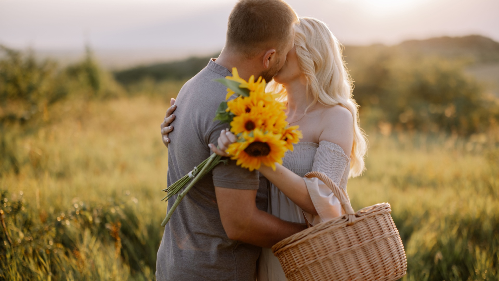 paar im sommer liebe