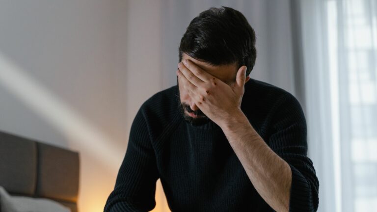 mann trauert um ex
