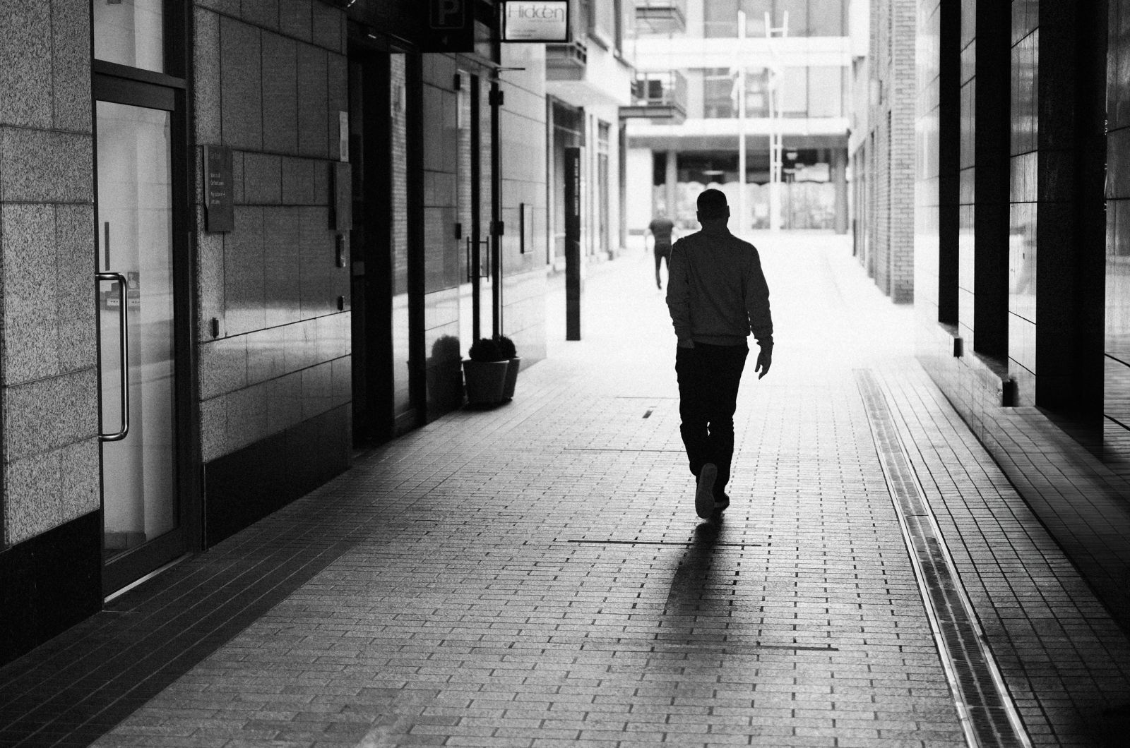 mann auf der strasse
